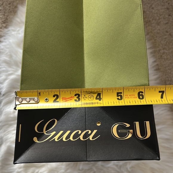 Large Gucci paper bag - Picture 6 of 7